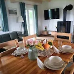 Holiday home Z Jacuzzi Dolny Slask Premium Osada Aurora Miszkowice
