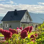 Holiday home Z Jacuzzi Dolny Slask Premium Osada Aurora