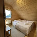 Z Jacuzzi Dolny Slask Premium Osada Aurora Holiday home