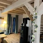Holiday home Z Jacuzzi Dolny Slask Premium Osada Aurora