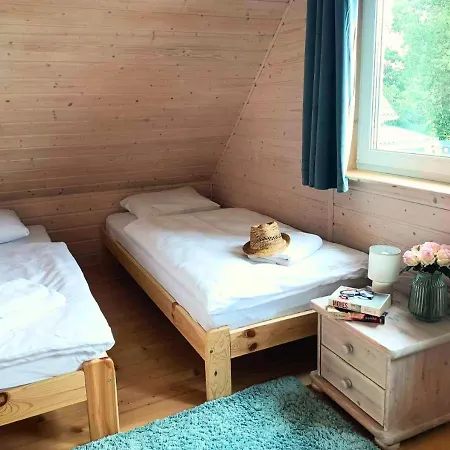 Ferienhaus Osada Aurora Caloroczne Z Jacuzzi Z Widokiem Na Jezioro I Gory Miszkowice