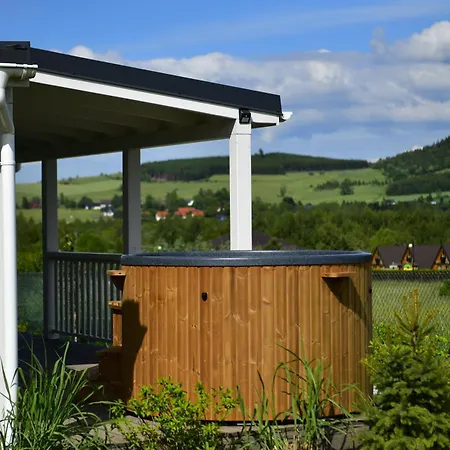 別荘 Osada Aurora Caloroczne Z Jacuzzi Z Widokiem Na Jezioro I Gory Miszkowice