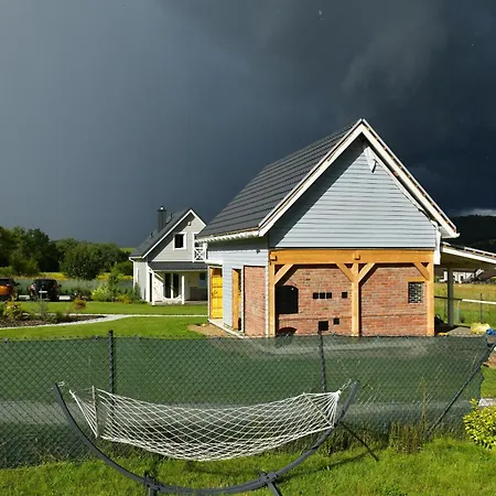 Osada Aurora Caloroczne Z Jacuzzi Z Widokiem Na Jezioro I Gory 別荘 Miszkowice