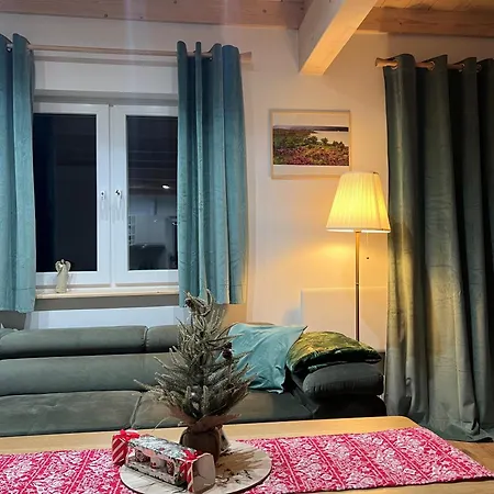 Osada Aurora Caloroczne Z Jacuzzi Z Widokiem Na Jezioro I Gory