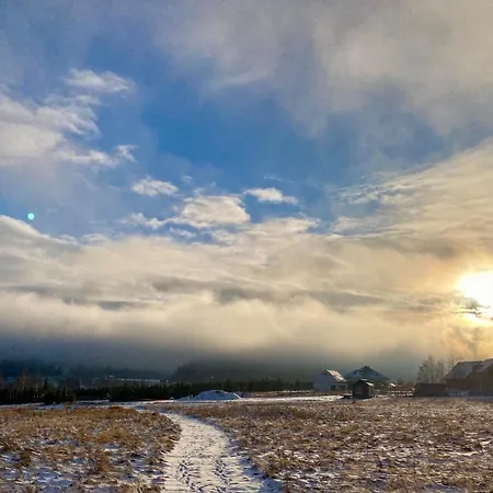 Osada Aurora Caloroczne Z Jacuzzi Z Widokiem Na Jezioro I Gory