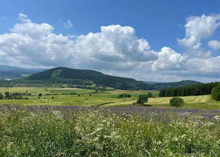 Osada Aurora Caloroczne Z Jacuzzi Z Widokiem Na Jezioro I Gory