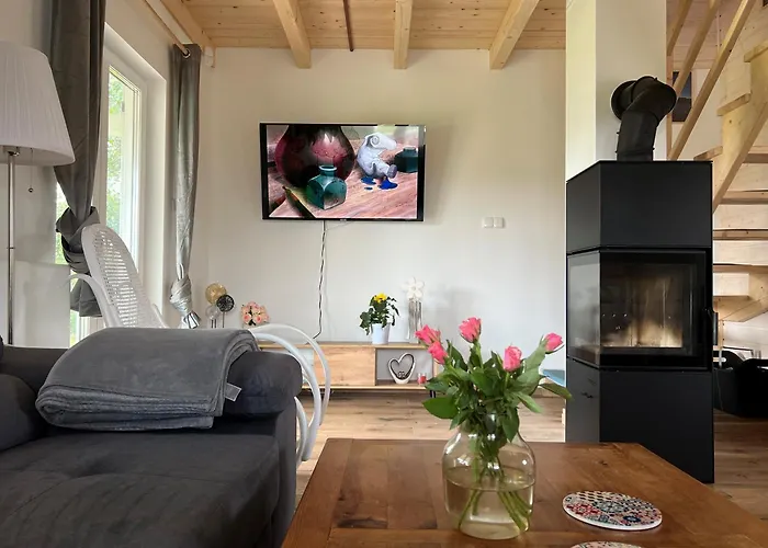 Osada Aurora Caloroczne Z Jacuzzi Z Widokiem Na Jezioro I Gory Ferienhaus Miszkowice