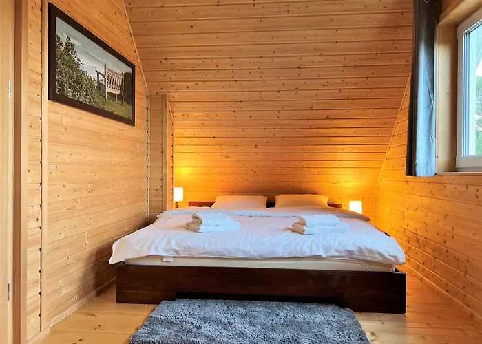 Osada Aurora Caloroczne Z Jacuzzi Z Widokiem Na Jezioro I Gory *