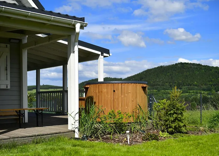 Prázdninový dům Osada Aurora Caloroczne Z Jacuzzi Z Widokiem Na Jezioro I Gory