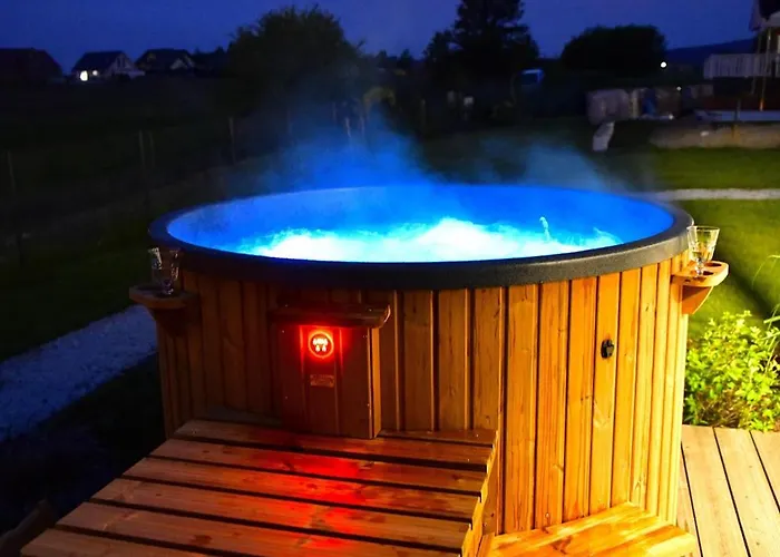 Osada Aurora Caloroczne Z Jacuzzi Z Widokiem Na Jezioro I Gory