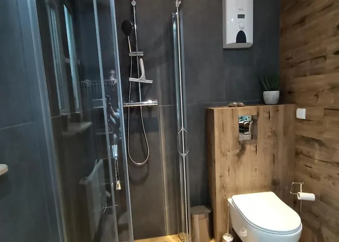 Prázdninový dům Osada Aurora Caloroczne Z Jacuzzi Z Widokiem Na Jezioro I Gory Miszkowice