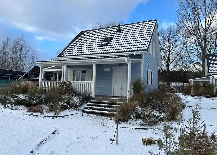 Osada Aurora Caloroczne Z Jacuzzi Z Widokiem Na Jezioro I Gory Ferienhaus Miszkowice